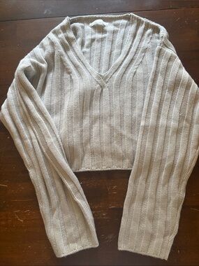 OAK + FORT Light Gray Ribbed V-Neck Sweater